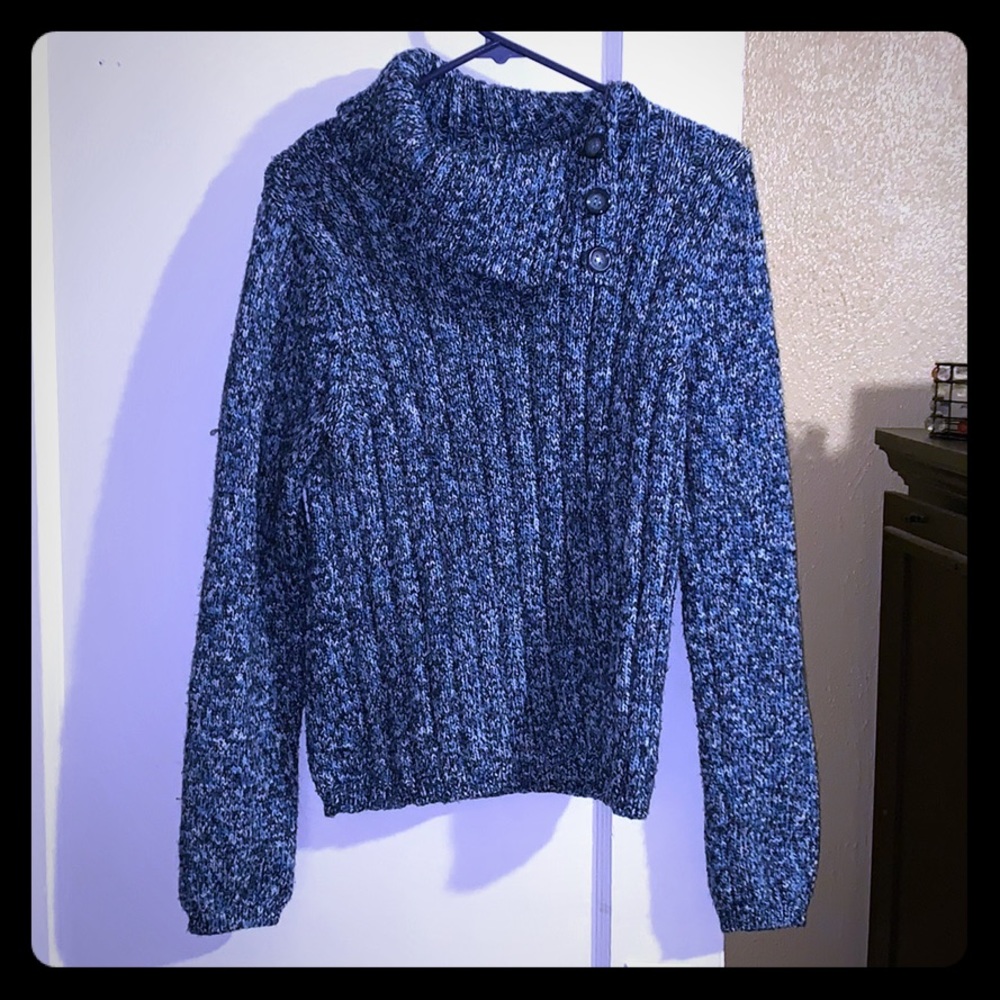 Turtle-neck sweater